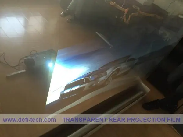 DfLabs предлагает пленку для задней проекции стеклянных и прозрачных