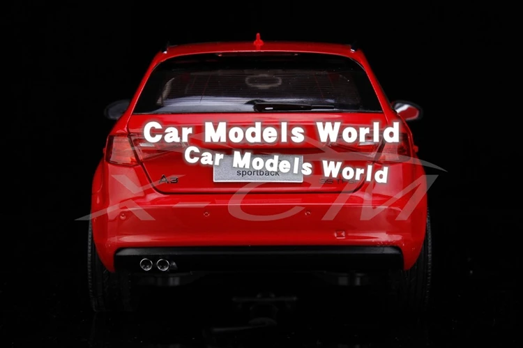 Литья под давлением модели автомобиля для A3 Sportback 1:18(красный)+ небольшой подарок