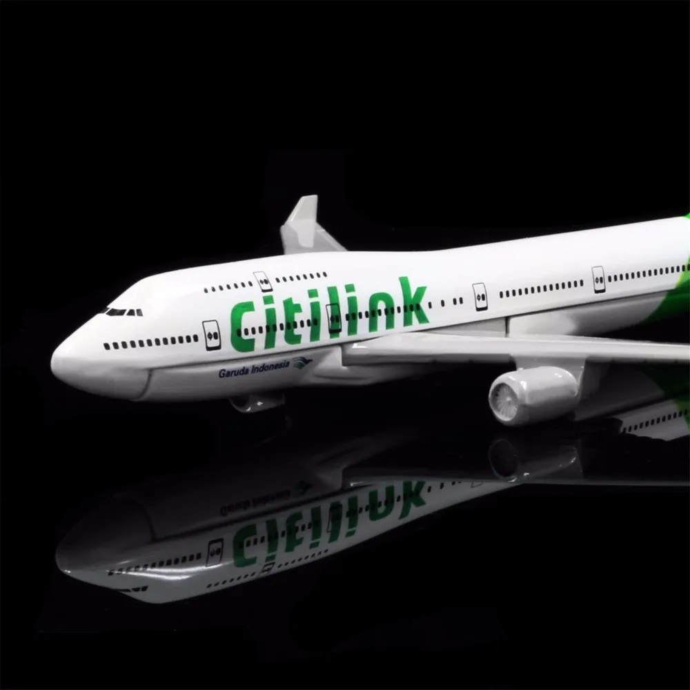 1:400 16 см Garuda indonesia Airlines Boeing 747 металлическая модель самолета офисное украшение