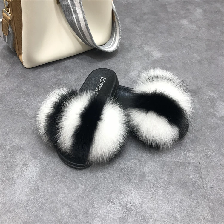 panda Тапочки с натуральным мехом; женские домашние пушистые Ползунки с мехом лисы; удобные летние меховые туфли на плоской подошве; Милая женская обувь; Вьетнамки с лисьим мехом - Цвет: panda