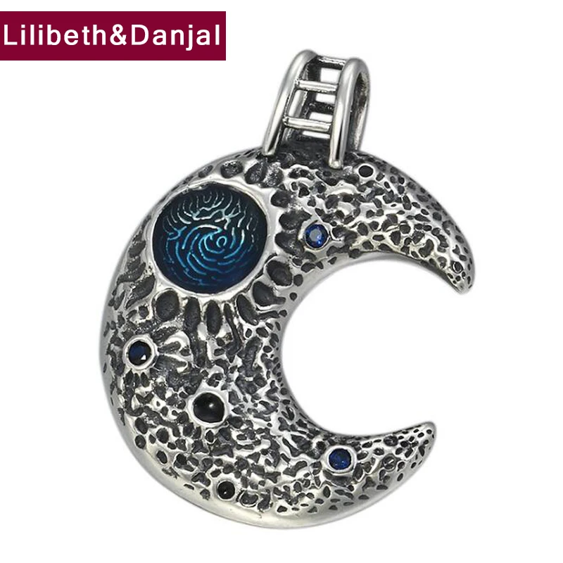 Кулон в виде Луны с космической галактикой серебро 2019 пробы|Подвески| |