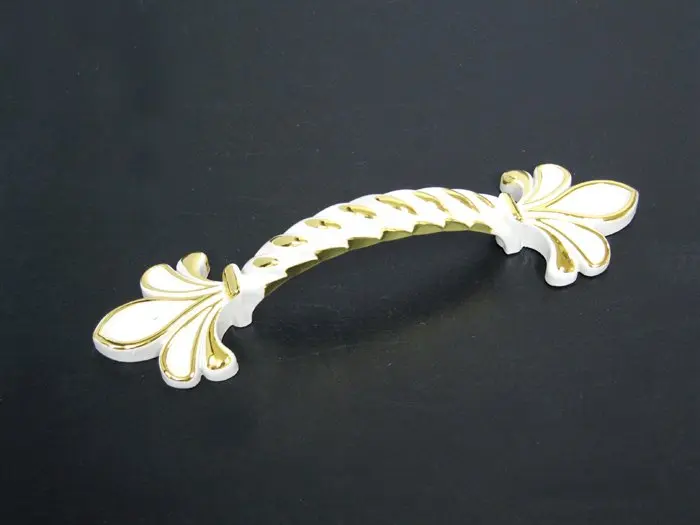 Ручка для мебели цвета слоновой кости (длина 64мм)|furniture princess|handle polehandle bike |