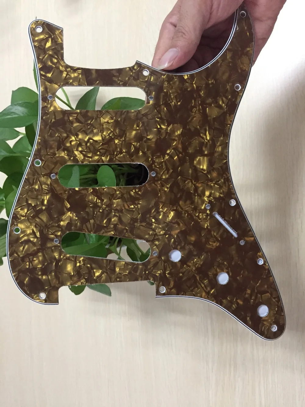 FLEOR 1 шт. Страт накладка на гитару sss pick Guard Scartch Plate w/pick guard винты для 11 отверстий гитарных частей, 20 цветов на выбор