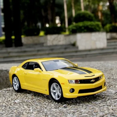 2010 yellow bee Коллекционная 1:24 Die-Cast Car Modles сплава моделирования Авто мобильные автомобиля спортивный автомобиль mkd3 Chevrolet Corvette Z06 детские игрушки - Цвет: 2010 yellow bee