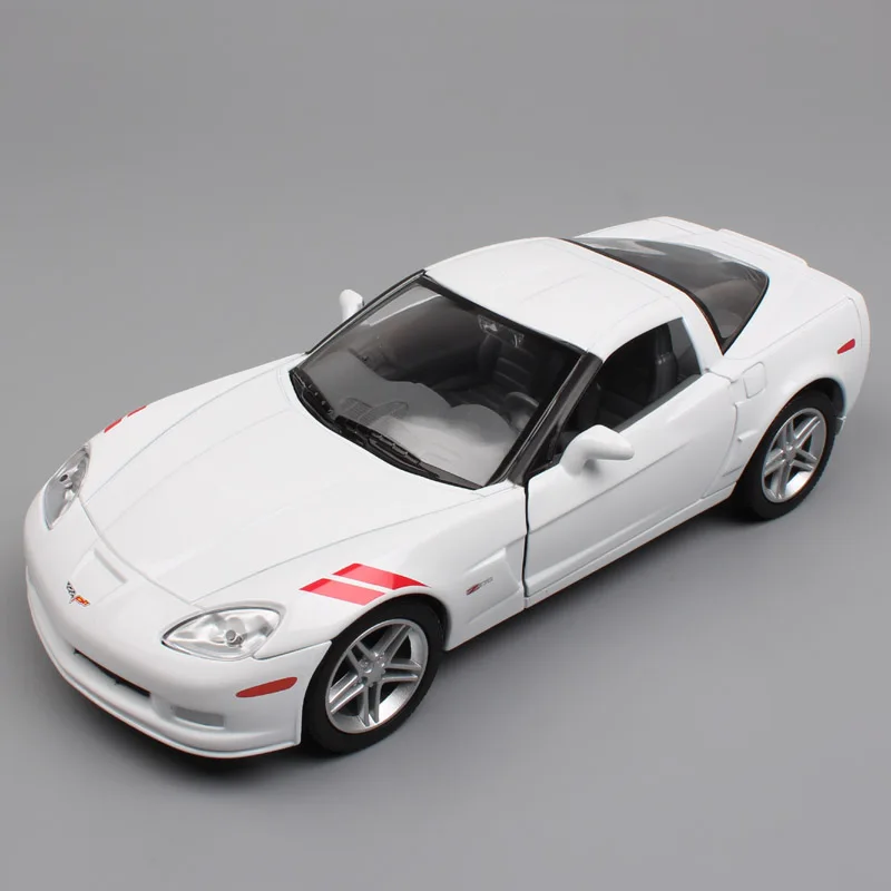 1/24 весы мини Chevrolet Corvette Z06 Stingray купе спортивные автомобили 2007 литые и модели