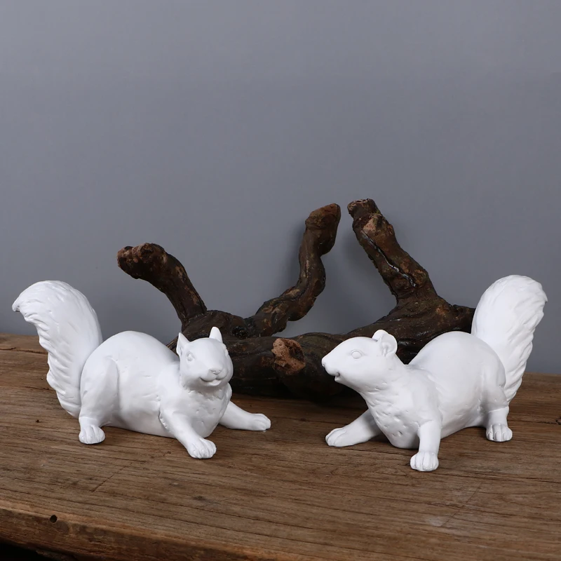 

American Country Squirrel Animal Wall Decorations Nordic Living Room Wall Background Wall Hanging Pendant
