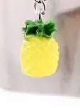 small pinapple 10 шт 3D фрукты яблоко банан булавка яблоко лимон Смола амулеты DIY ремесло подходит для поиск ювелирных изделий из браслетов ручной работы - Окраска металла: small pinapple