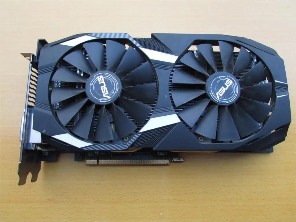 Видеокарта ASUS RX580 4G б/у 90% новая | Компьютеры и офис