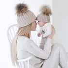 Зимняя шапка Emmababy семейного сочетания, зимняя шапка для мамы и ребенка, теплая зимняя вязаная шапка, 2 шт.компл., меховая шапка, шапка