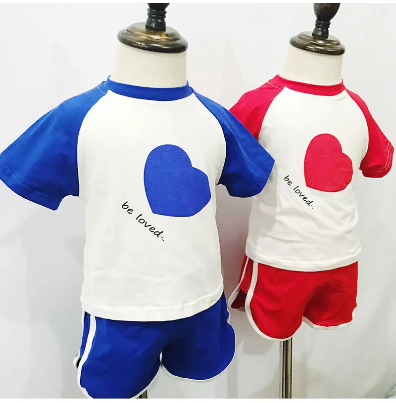 

Детский спортивный костюм для мальчиков и девочек, летний хлопковый комплект из двух предметов с мультяшным принтом Love, футболка с принтом +...