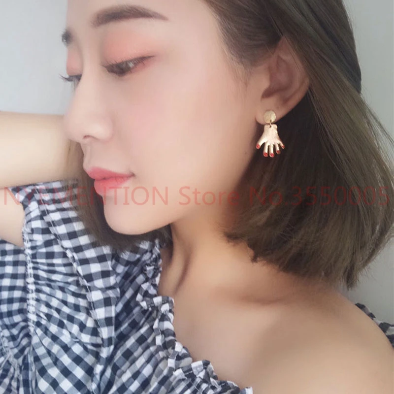 New Personalized Red Nails Plam Shaped Earrings 2018 Girls Tiny Gold Tone Hand Dangle For Women Femme 20pairs | Украшения и