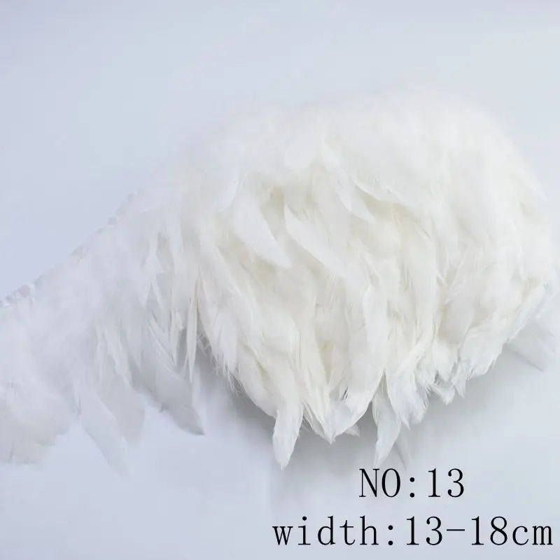 New white ostrich Goose Pheasant feathers for Crafts DIY ostrich feathers trimming Fringe Sewing clothes plumes Party decoration - Цвет: 1M  13-18cm