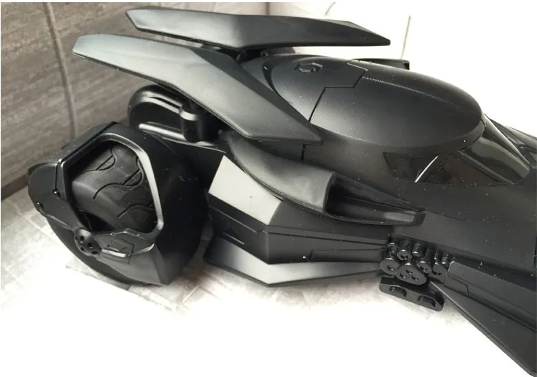 Новое поступление 27 см 1:18 Batman Batmobile автомобиля игрушечные модели автомобилей Темный рыцарь мобильные игрушки для мальчиков