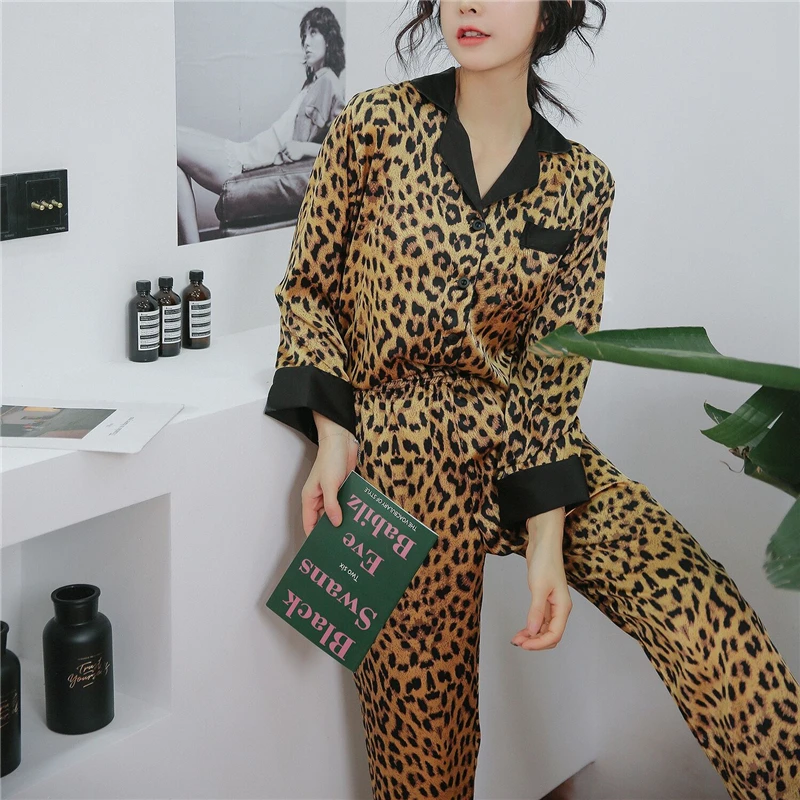 Пикантная леопардовая Пижама, женские пижамные комплекты с длинным рукавом, шелковая атласная одежда для сна, Женская домашняя одежда с отл...