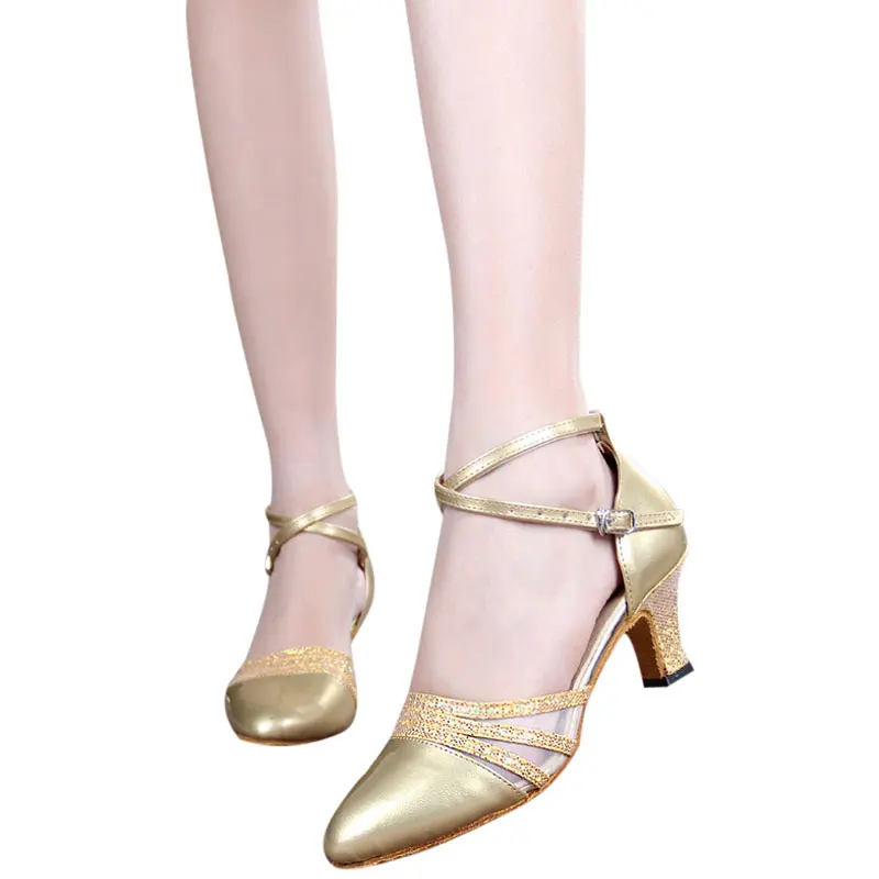 Новое поступление Женские Бальные вечерние туфли Современные из атласа и