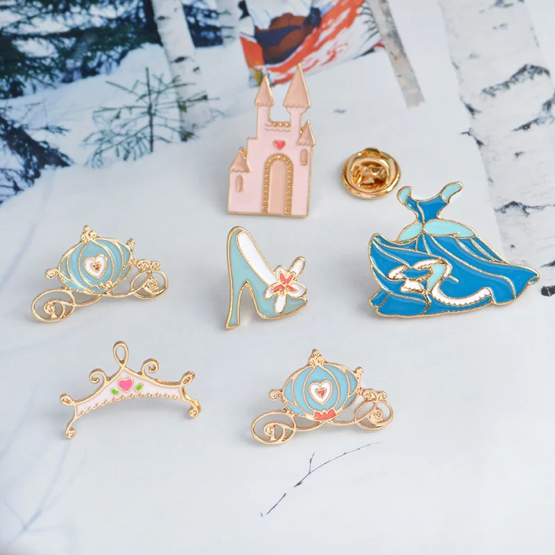 Creative crown brooches princess dress pumpkin car Enamel castle pendants pins t-shirt collar brooch Jewelry bag accessories | Украшения и