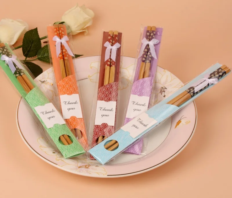 

Free shipping 200pairs China "East Meet West" Natural Bamboo Chopsticks Tableware Wedding Favor Gift Souvenirs
