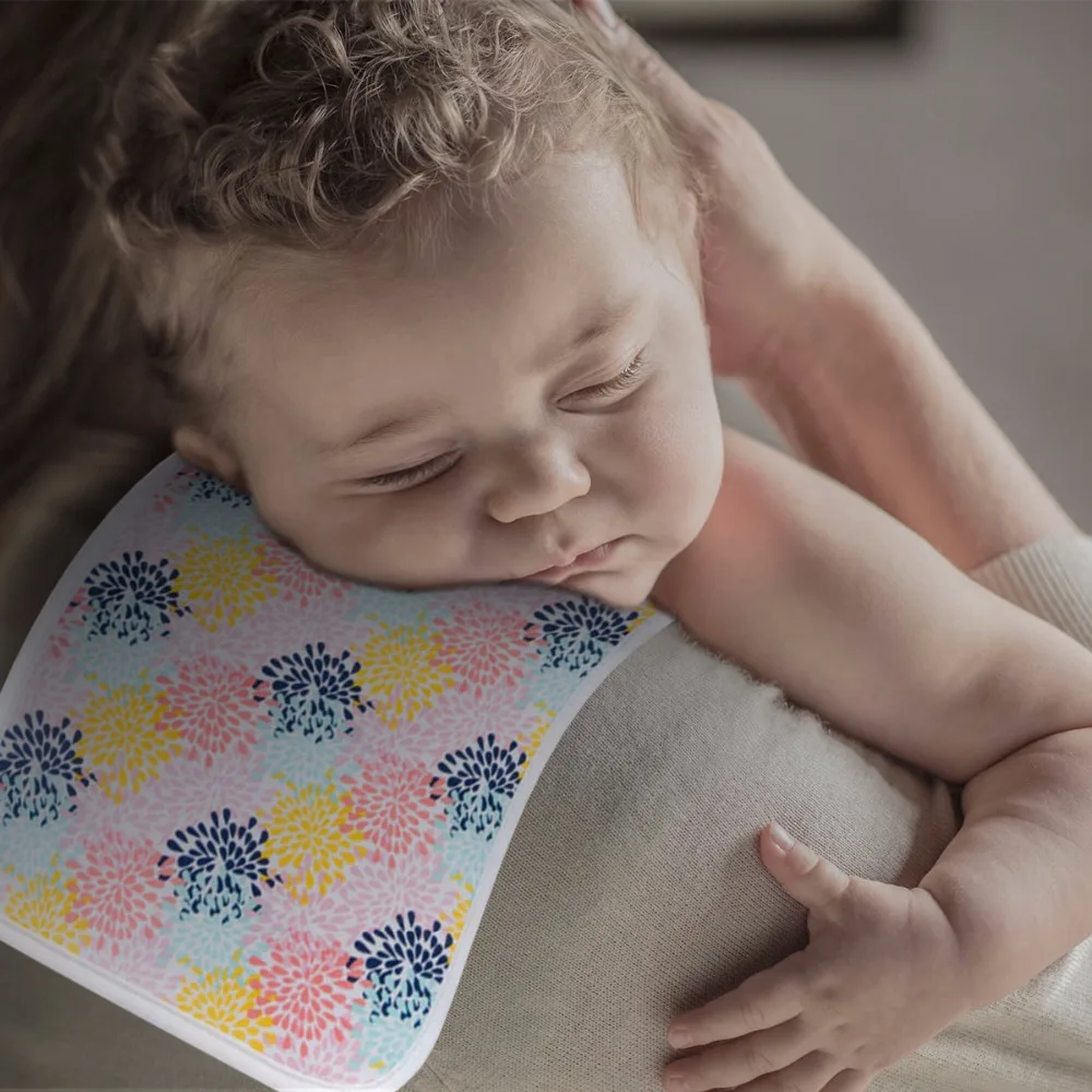 

5Pcs/ Lot 100% Cotton Fabric Three Layer Baby Burp Cloths Baby Burp Set Curved Absorbent and Soft Baby Bibs Baby Accessories