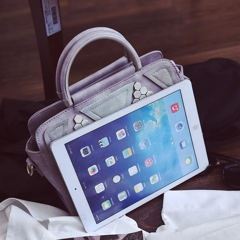 Новое поступление 2020 модная женская сумка сумки с заклепками для молодых девушек