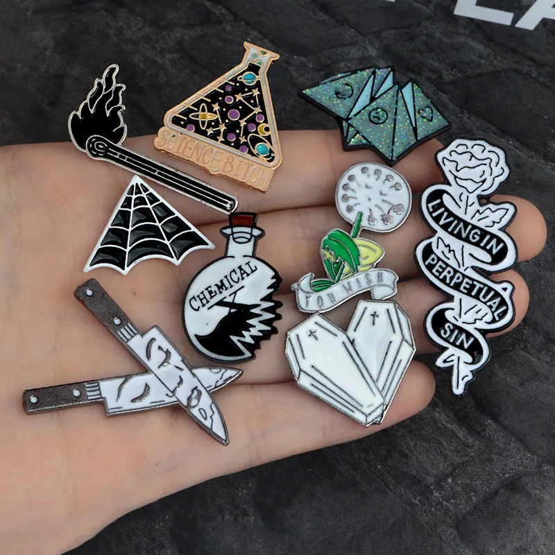 Creative enamel brooch origami science chemistry spider web rose knife stitches ladies collar cap badge jewelry wholesale | Украшения и