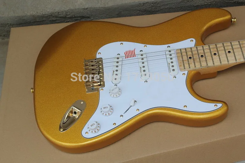 Chinese musical Instruments Factory direct wholesale New Gold color ST 6 Strings Electric Guitar free shipping 412 |
