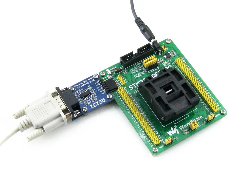 IC тестовый и сгоревший сокет с простой платой специально для микроконтроллера