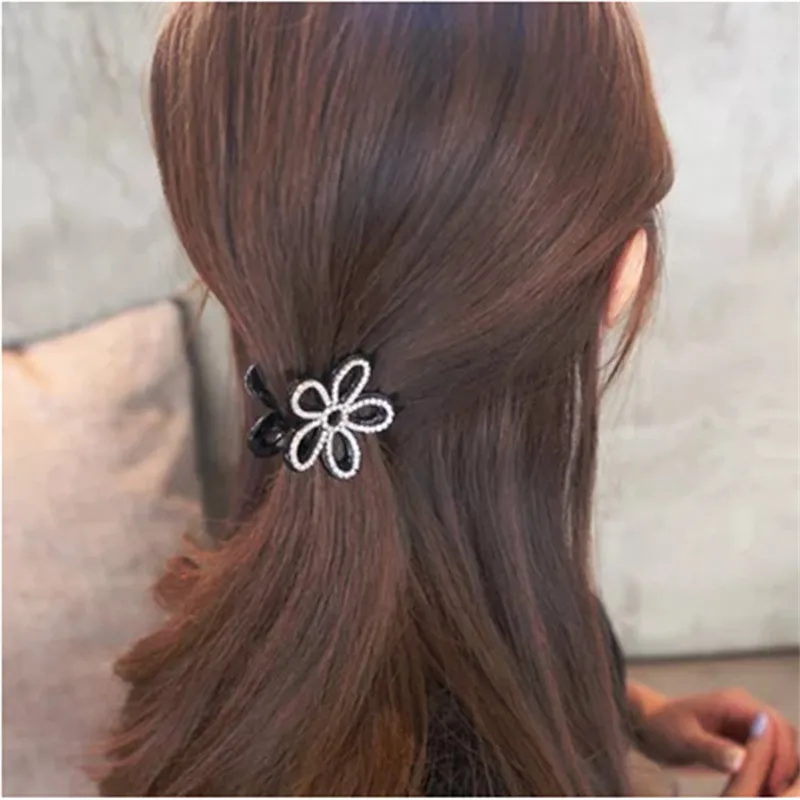 

Free shipping Fashion women flower Rhinestone Hair Claw girl's hair accessories elegant Hairpin cute girl basic Ponytail Holder