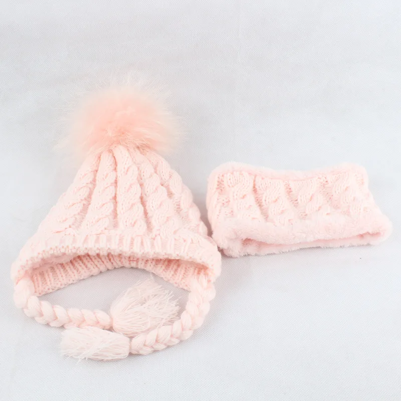 

Girls Acrylic Neck Rings and Bomber Hats Sets Children 15CM Raccoon Fur Pom Pom LF5154