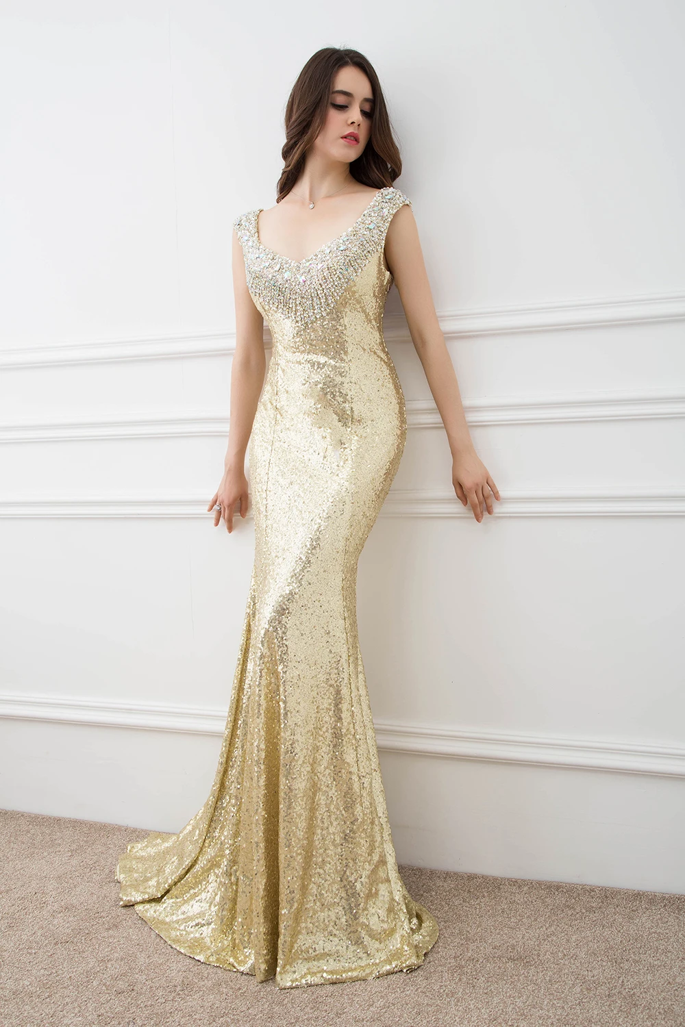 

Gold Sequin Prom Dresses with Crystal Beaded Custom made Trumpet Sexy Woman Sheer Back Evening Party Gowns Long