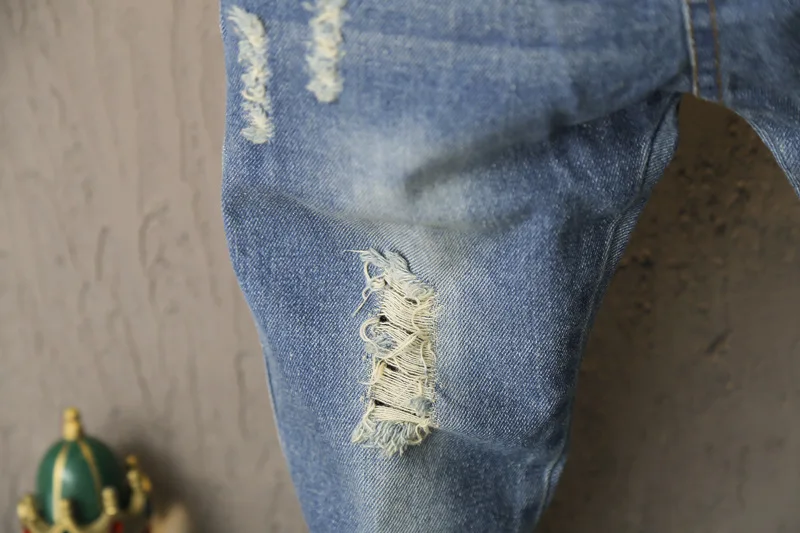 Новинка 2017 детские джинсы штаны для мальчиков и девочек 2-6 лет рваные брюки