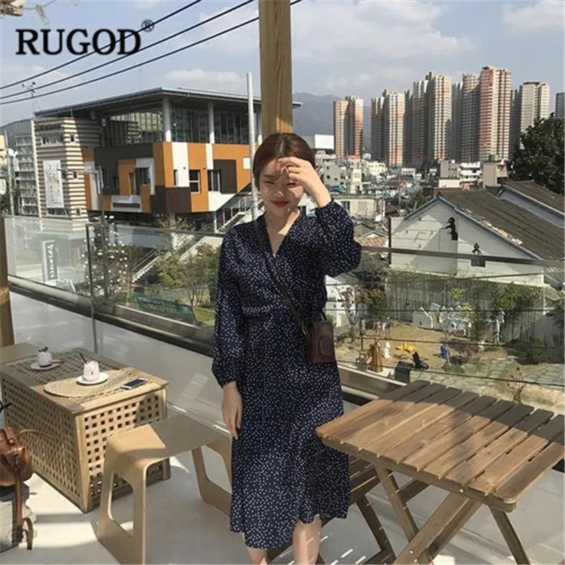 Женское платье миди RUGOD элегантное в горошек с поясом и v-образным вырезом
