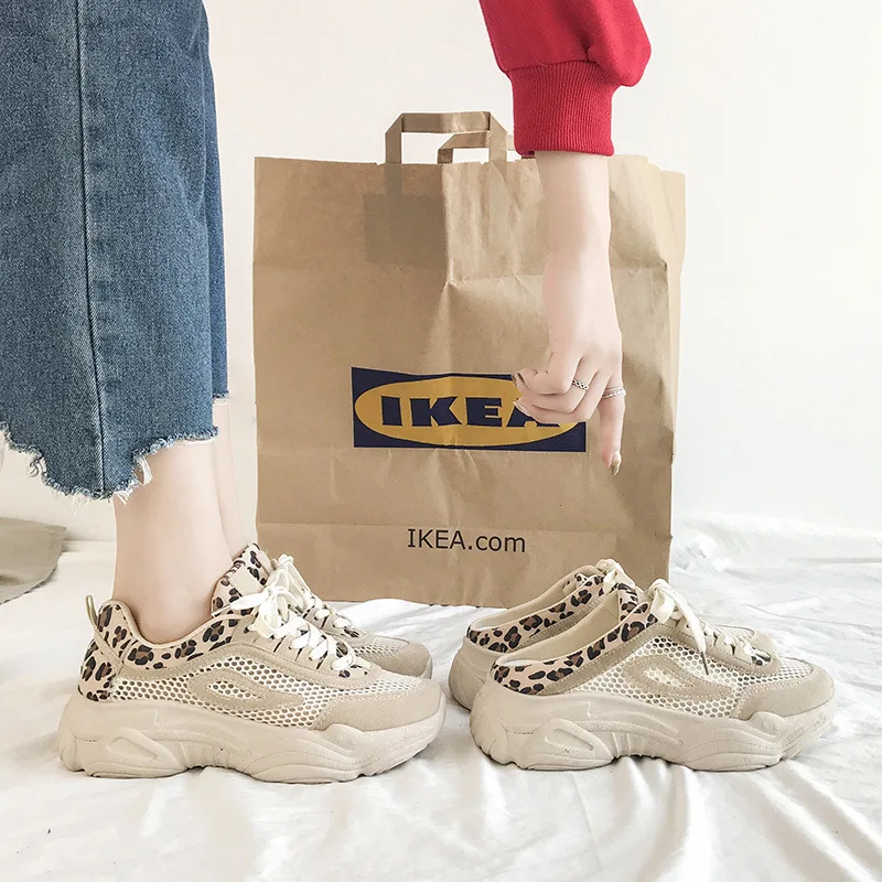 Женские массивные кроссовки дышащая обувь на плоской платформе с леопардовым
