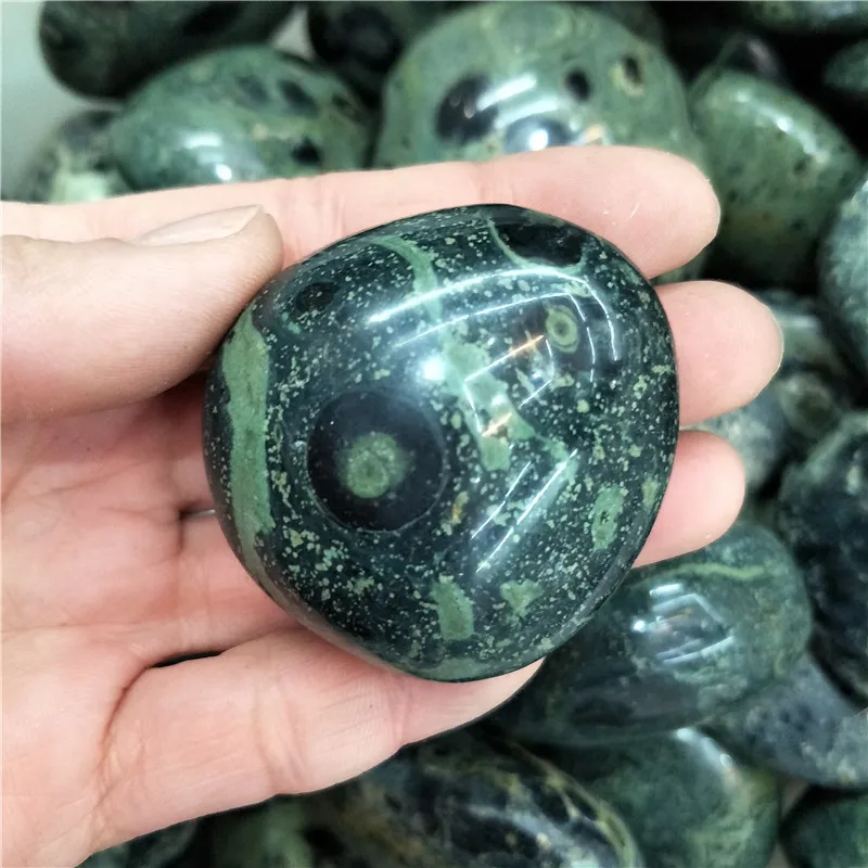 Мадагаскарский камень павлиний глаз зеленый Kambaba Jasper ископаемый хрустальный шар