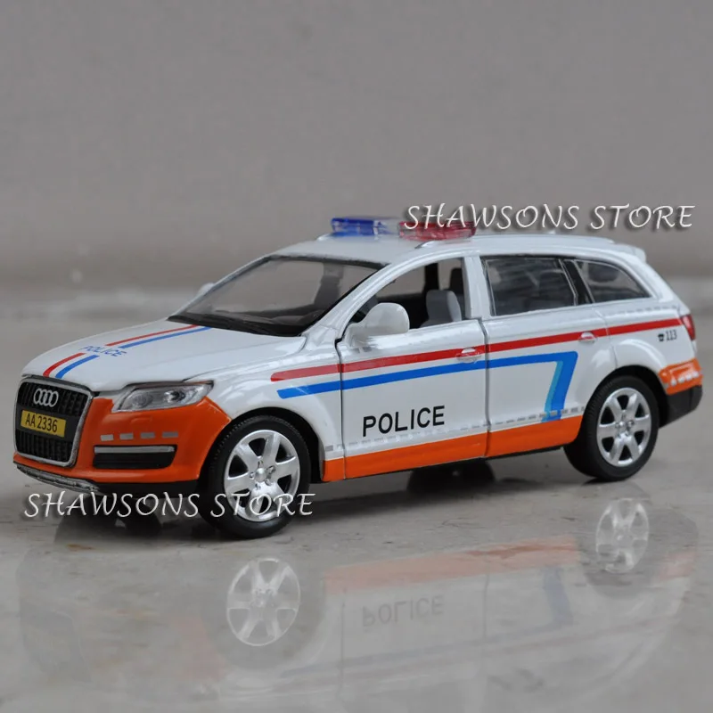 1:32 литая модель автомобиля Audi Q7 копия полицейского пикапа со звуком светильник|car