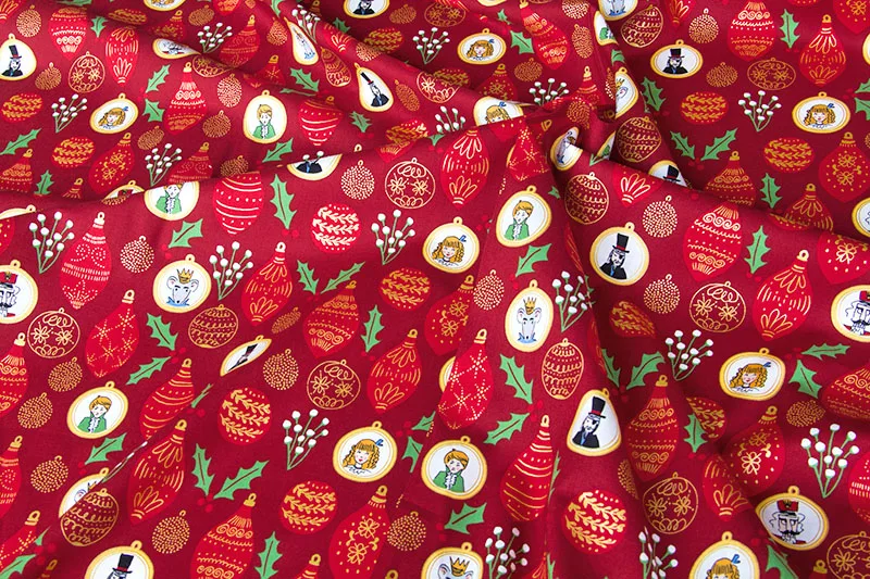 Half-Meter Cotton Fabric Patchwork Quilting Nutcracker Metallic Ornaments A | Дом и сад