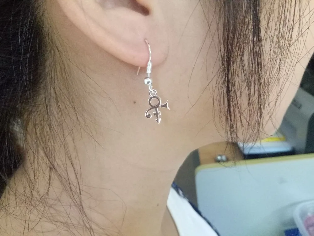 10 pcs New Arrival Fashion Cute Tiny Silver Plated Prince Symbol Hood Earring Jewelry for Women Girls Gift SanLan | Украшения и