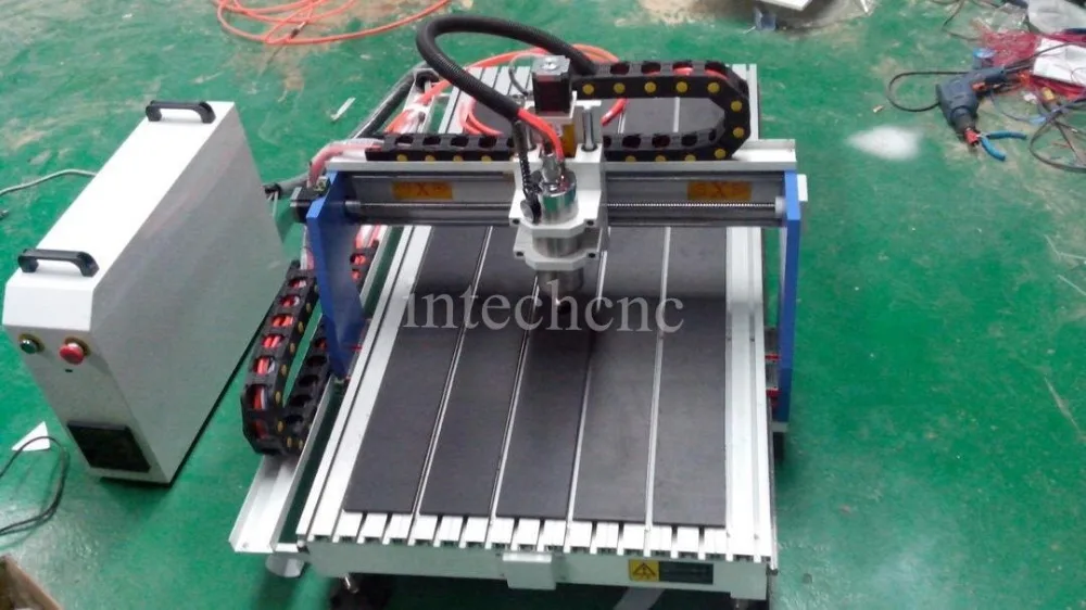 Высококачественный мини металлический фрезерный станок с ЧПУ LFG6090 Intechcnc низкая