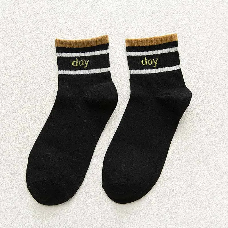 Men tube socks autumn and winter new letters hit color cotton casual sports breathable men | Мужская одежда