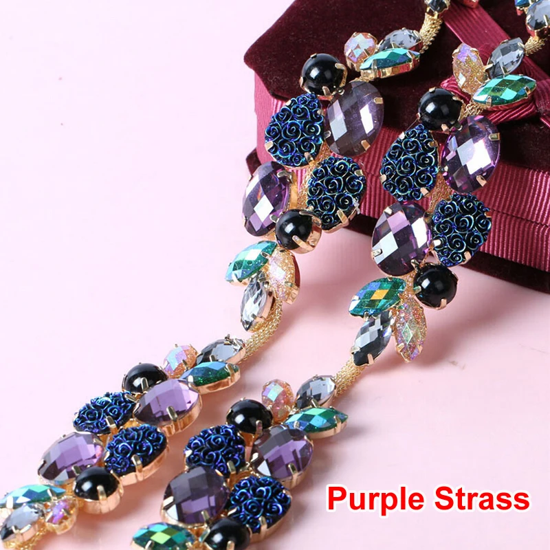 Позолоченная цепочка для свадебного платья украшенная фиолетовыми стразами|dress