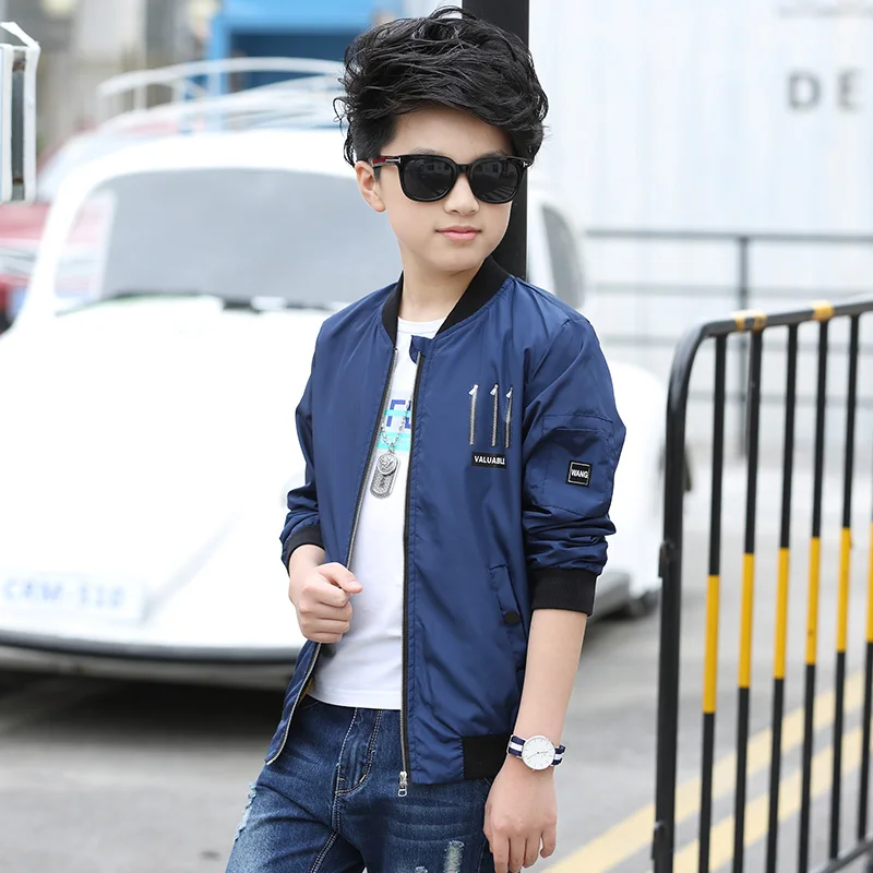 Демисезонная куртка для мальчиков куртка-бомбер зеленая ветровка зимняя детская