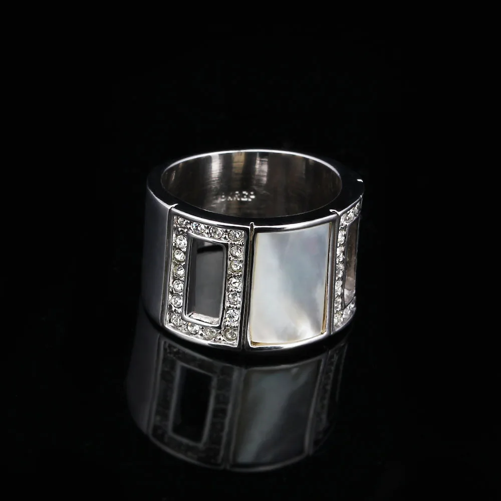 Женское кольцо из сплава с родиевым покрытием в простом стиле | Украшения и