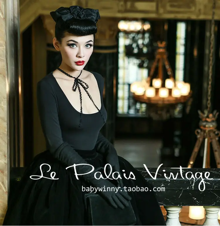 Le Palais Vintage limited sexy low cut lace sleeve conjoined tight jumpsuit