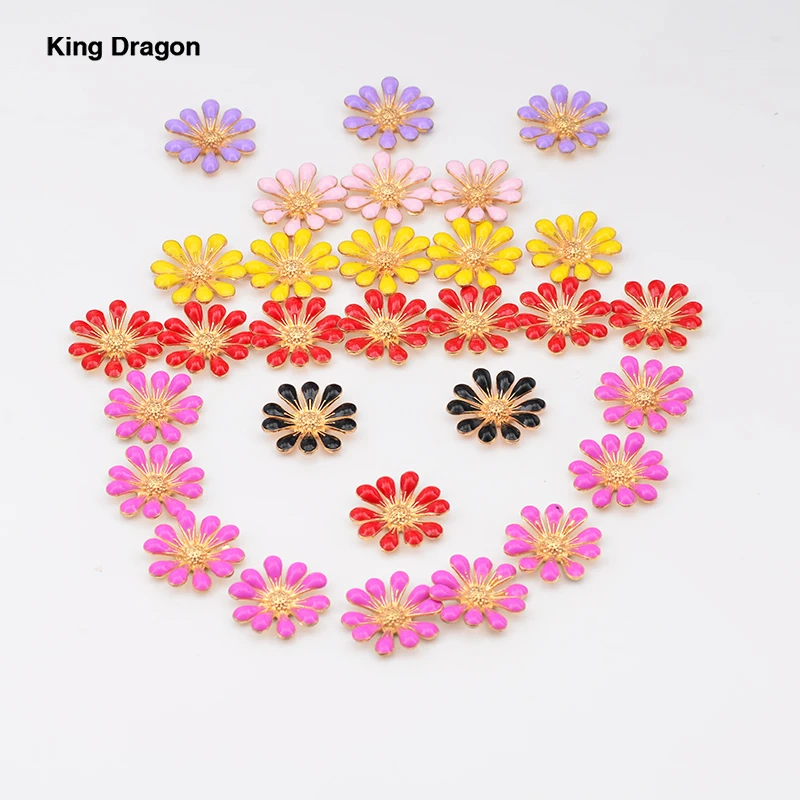 Украшение King Dragon Daisy со стразами используется для украшения волос бантом в центре