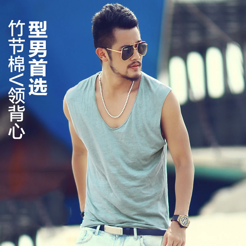 Майка мужская хлопковая с v образным вырезом повседневная однотонная тенниска