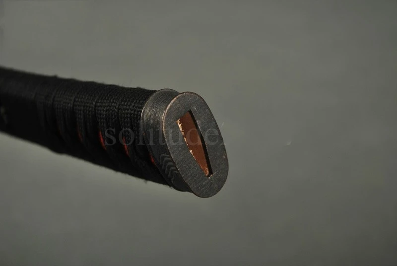 Рукоять изысканного деревянного ремесла Tsuka для японского меча Катана с черной шелковой обмоткой Ito и имитацией кожи красного желтона Alloy Fuchi Kashira H5.