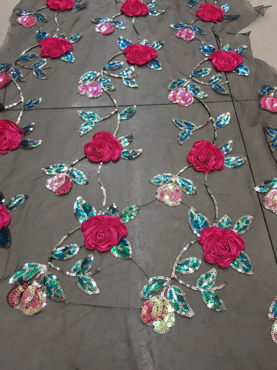 

rose flowers emboridery french net lace z-han81052 with sequins for wedding dress