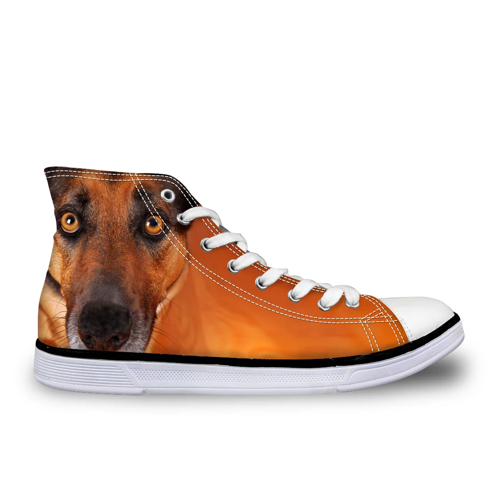 Мужские кроссовки с высоким верхом на шнуровке |