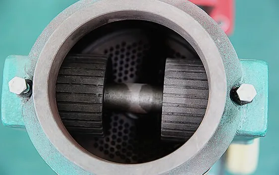 Машина для гранулирования корма крупного рогатого скота ROTEX MASTER | Инструменты