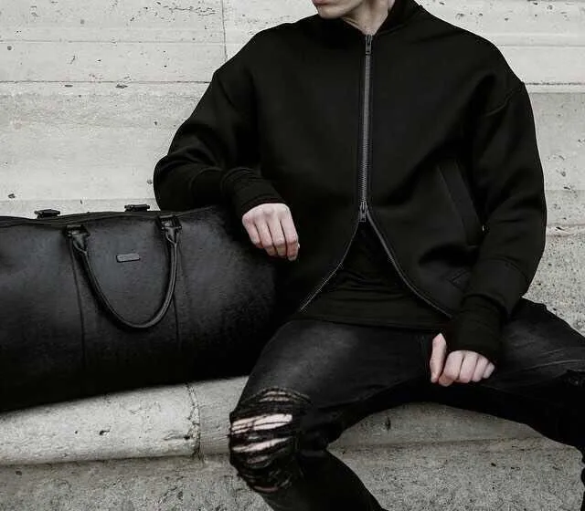 Black Ripped Jeans Men With Holes Super Skinny Famous Designer Brand trousers Slim Fit Destroyed Torn Jean Pants For Male