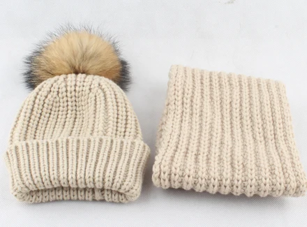beige 3-10 лет, Детские Зимние теплые шапки с помпоном из натурального меха для мальчиков и девочек, шапочки с помпонами и шарф, Хлопковый вязаный детский набор из шапки и шарфа - Цвет: beige